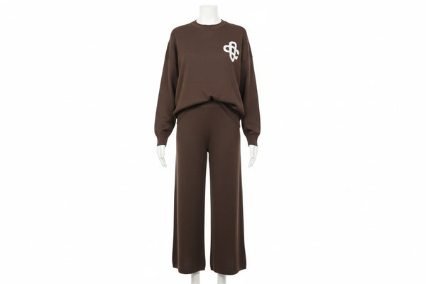 Knitted Lounge Set with Cross Detail - Cosy Two-Piece Loungewear