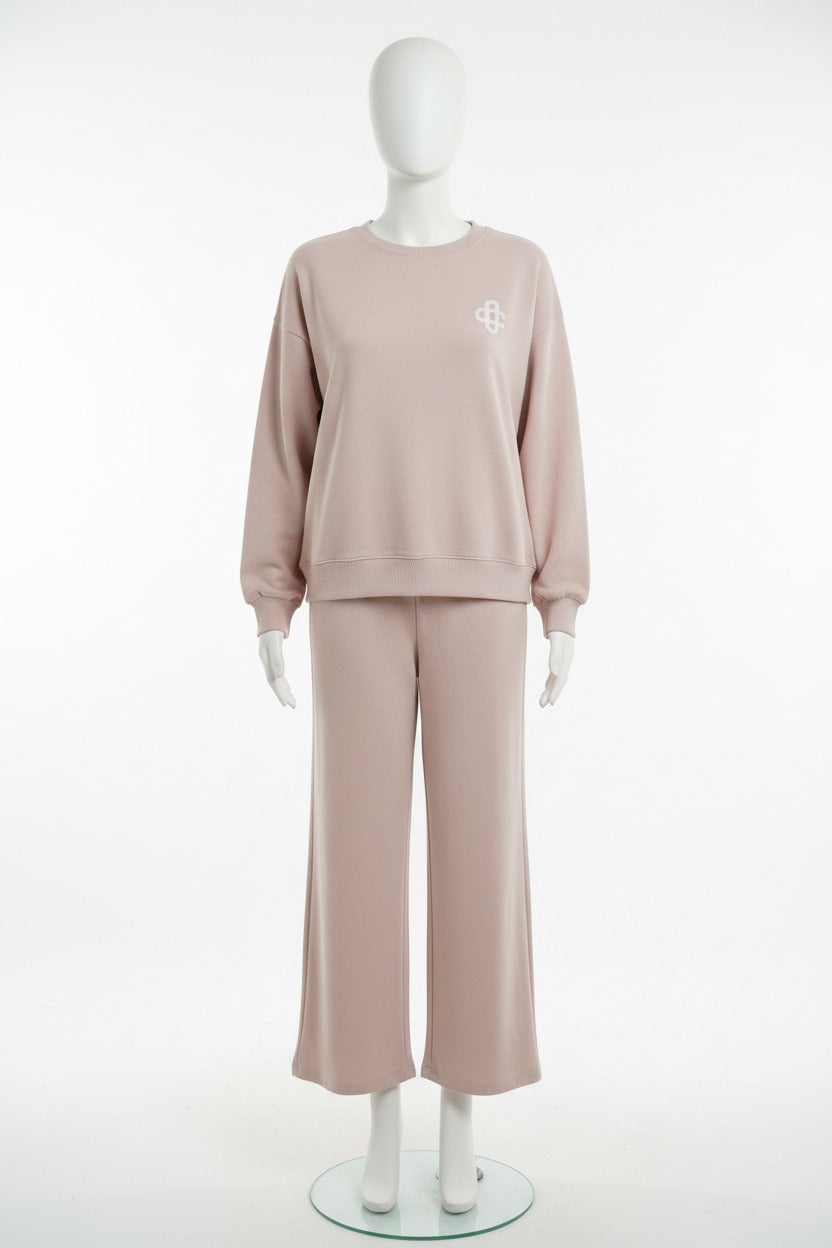 Knitted Lounge Set with Cross Detail - Cosy Two-Piece Loungewear